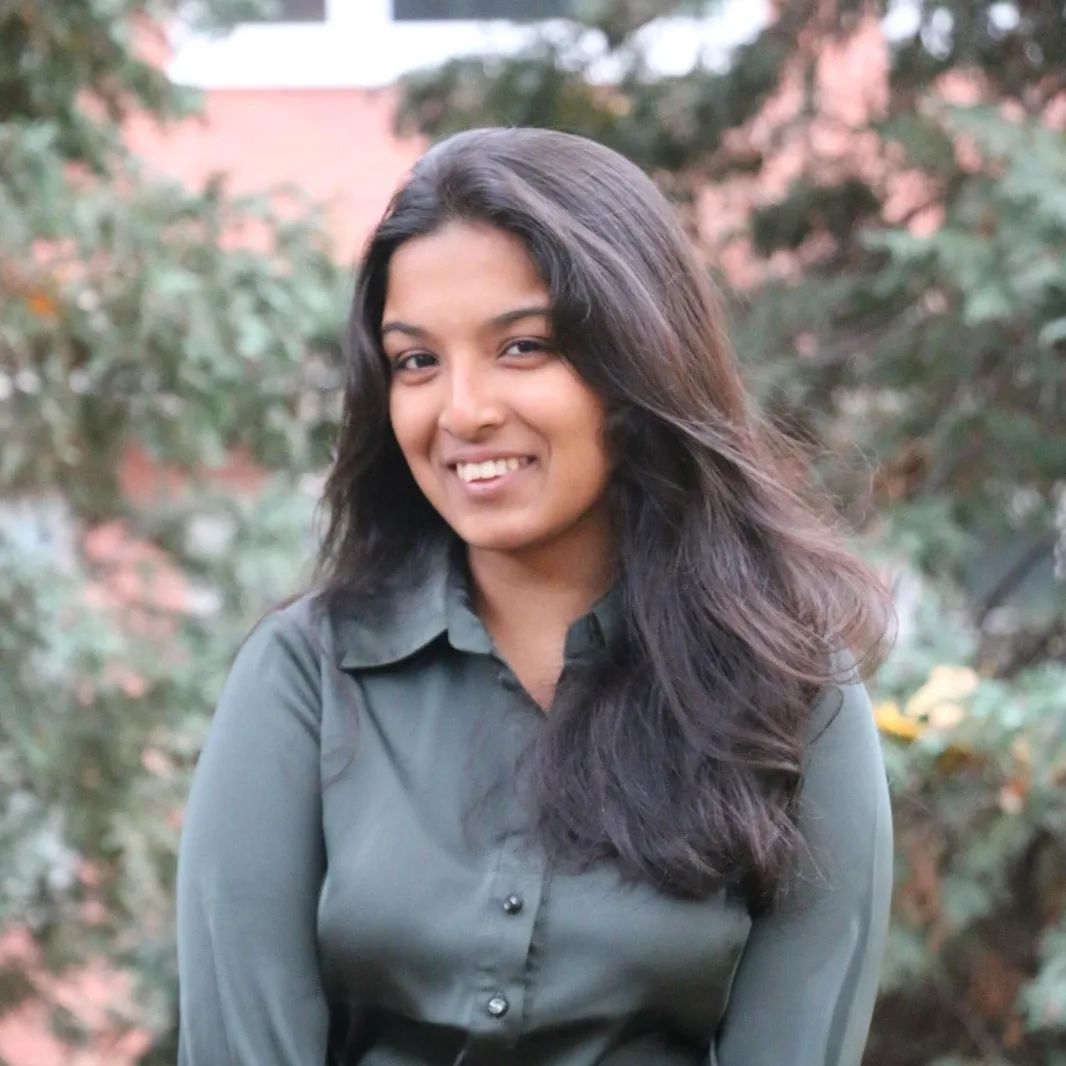 Let us introduce Angeline 👋 @angeline.dva - another of our new VSE Ambassadors! 🫶 She is originally from India 🇮🇳 and currently is doing her first year in the BBA programme. She says that so far, the experience in Prague has been eye-opening - and in a good way! 💙
#vseinternationalstudents #prague #ambassador #vseambassadors #university #study #czechrepublic #experience #studentlife #studyinprague #student